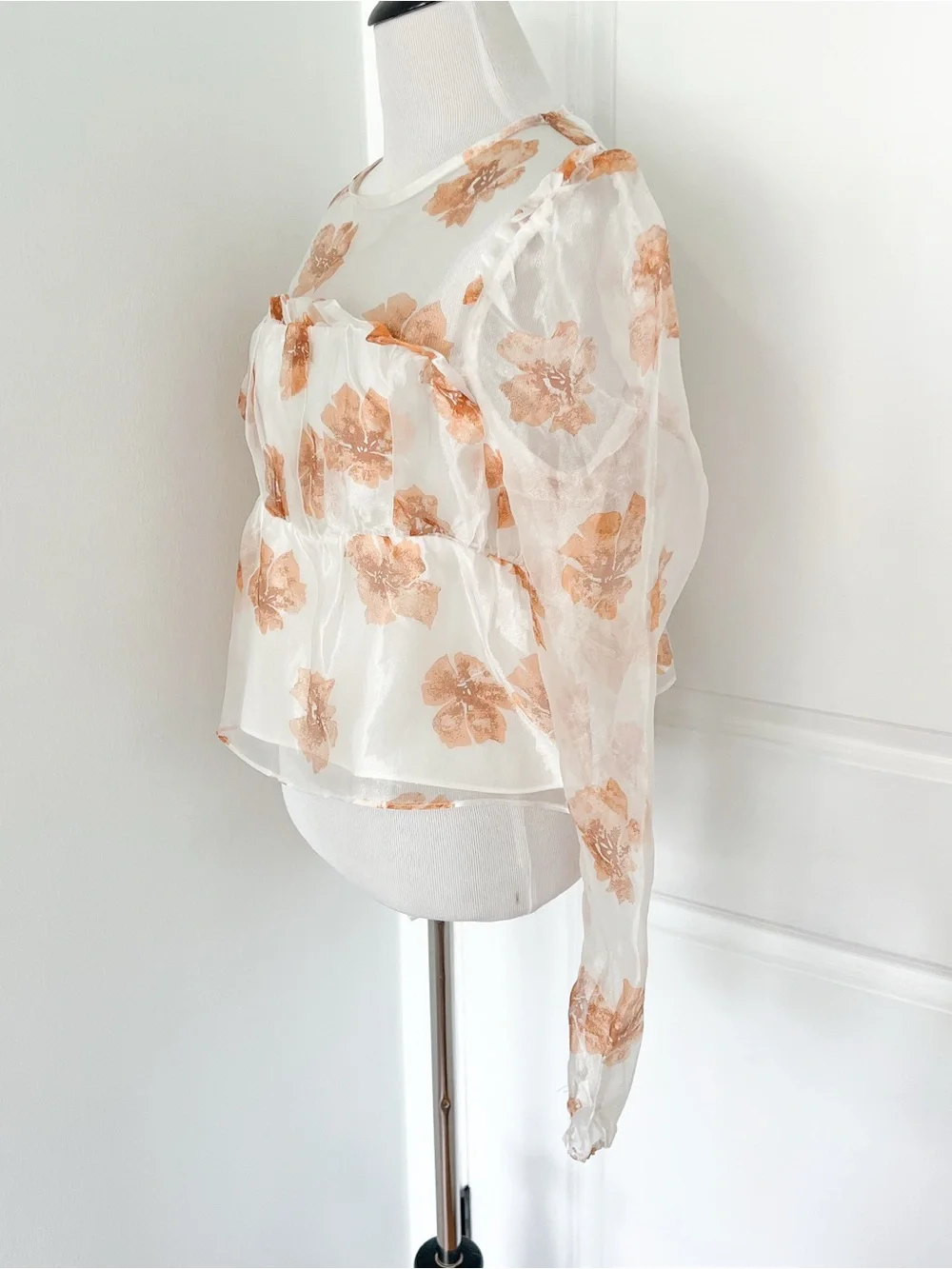 Whiteroom+Cactus Sheer Ivory Organza Blouse with Peach Floral - Large